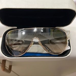 New Marc Jacobs sunglasses.